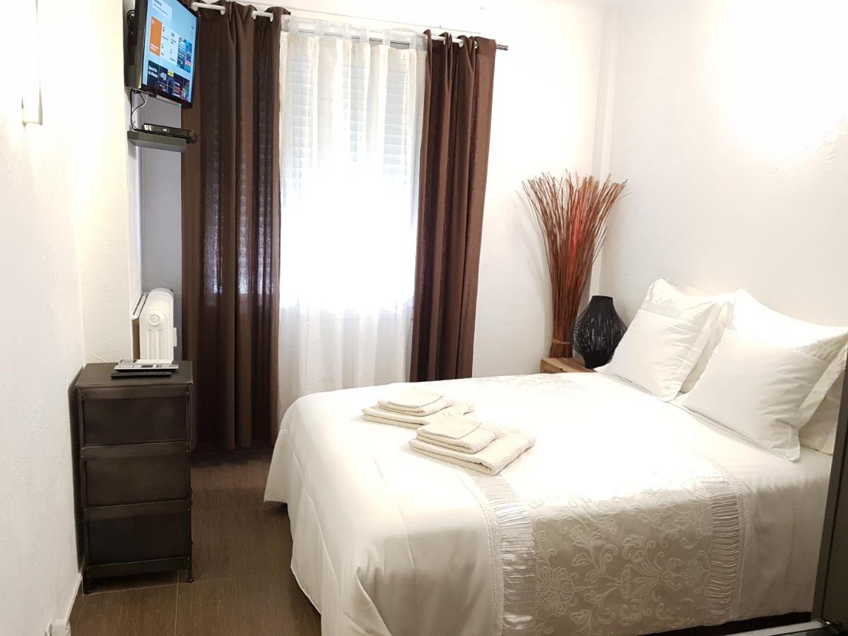 Les Pieds Dans L'Eau Bed and Breakfast Νίκαια Εξωτερικό φωτογραφία